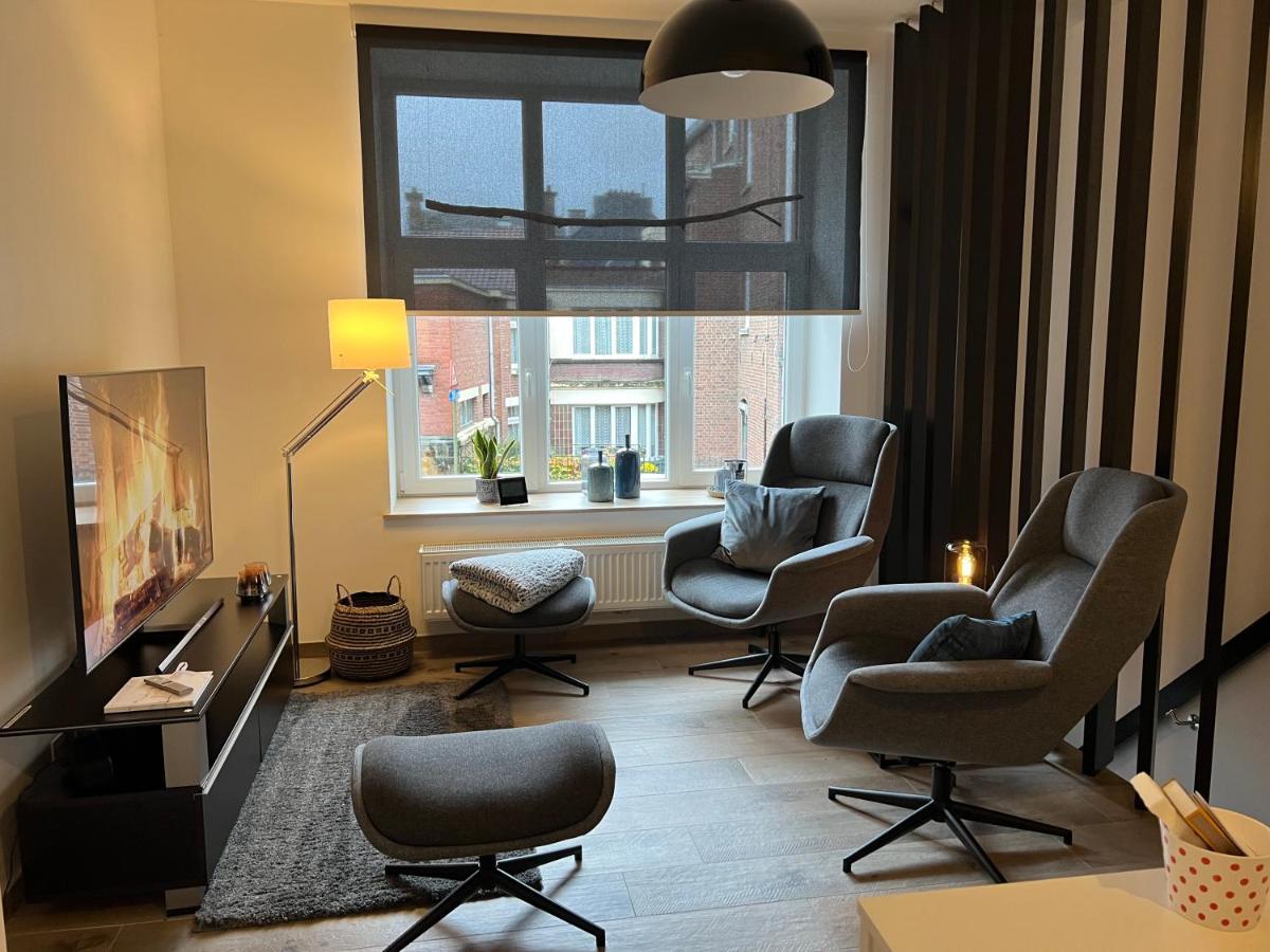 Les Duplex De La Place Des Ecoles سبا المظهر الخارجي الصورة
