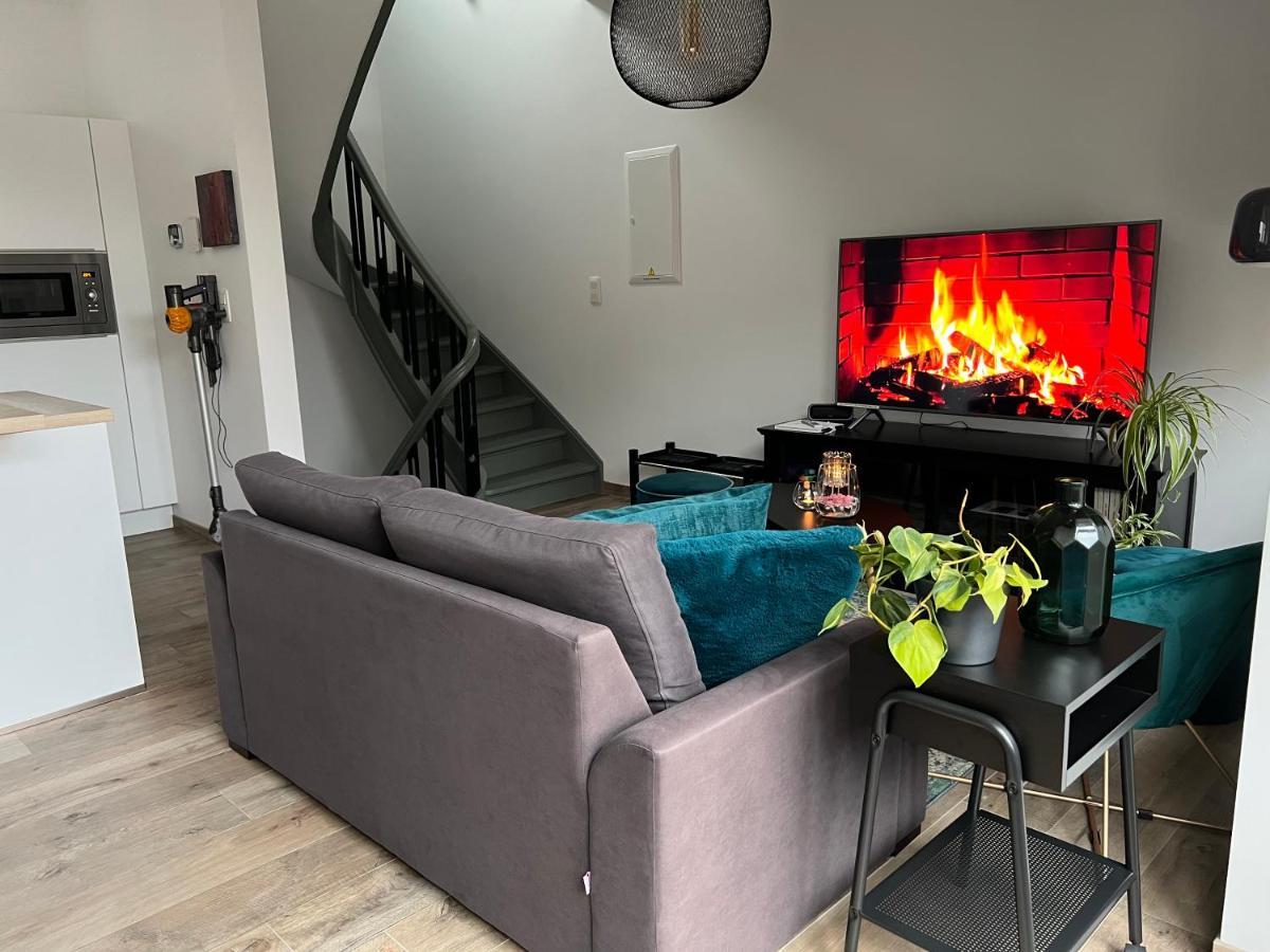 Les Duplex De La Place Des Ecoles سبا المظهر الخارجي الصورة